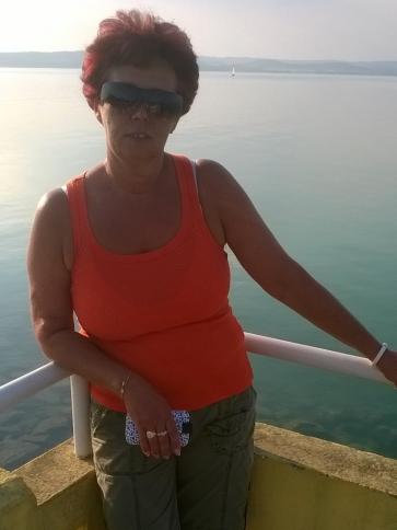 Mariann, 59 éves kiskunfélegyházi társkereső nő profil fotója Mariann, 59 éves kiskunfélegyházi társkereső nő profil fotója