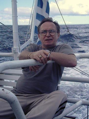 Miki, 65 éves Budapest II. kerületi társkereső férfi profil fotója