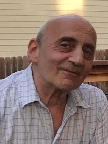 Gábor, 69 éves Budapest VII. kerületi társkereső férfi profil fotója