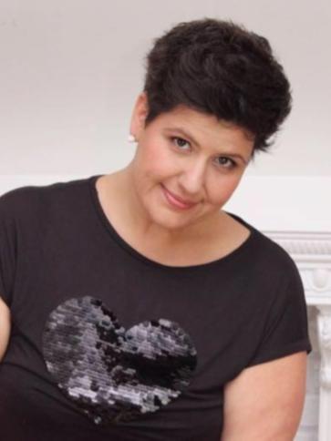 Fruzsina, 44 éves monori társkereső nő profil fotója