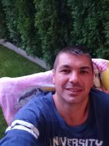 Sziasztok! Zoltan vagyok. Diplomás szentgotthárdi társkereső nőket keresek ismerkedési célból.