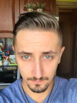 Sziasztok! Krisztián vagyok. Diplomás barcsi társkereső nőket keresek ismerkedési célból.