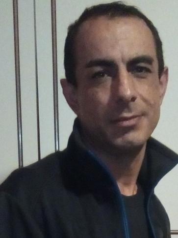 Géza, 44 éves pocsaji társkereső férfi profil fotója