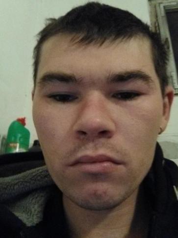 Ferenc, 33 éves törteli társkereső férfi profil fotója Ferenc, 33 éves törteli társkereső férfi profil fotója