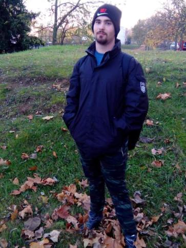 Peti, 25 éves nagykállói társkereső férfi profil fotója