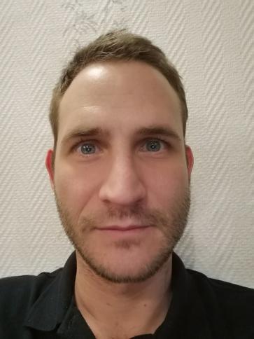 Bence, 39 éves pomázi társkereső férfi profil fotója