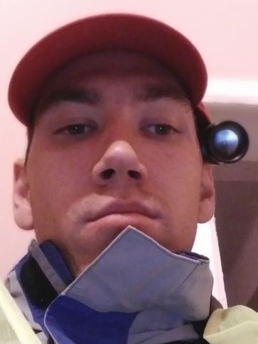 Janos, 28 éves tiszacsegei társkereső férfi profil fotója