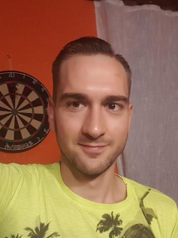 Kormi, 36 éves szarvasi társkereső férfi profil fotója