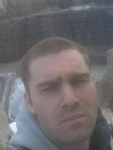 Laci, 38 éves harkányi társkereső férfi profil fotója