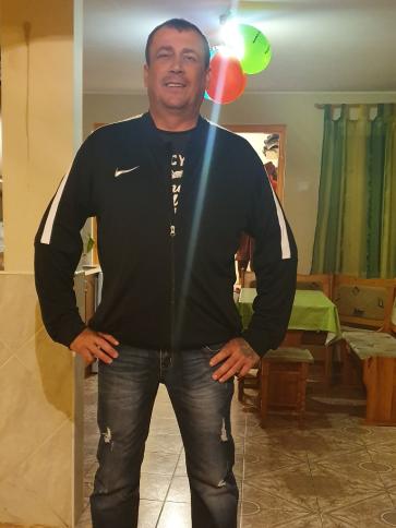 Zsolt, 48 éves kocsi társkereső férfi profil fotója