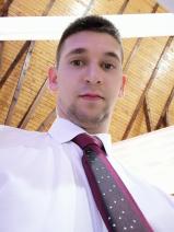Sziasztok! Erik vagyok. Komoly olaszliszkai párkereső nők jelentkezését várom.