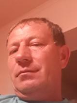 Sziasztok! József vagyok. Komoly kakasdi párkereső nők jelentkezését várom.