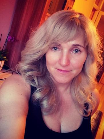 Icus, 52 éves szarvasi társkereső nő profil fotója