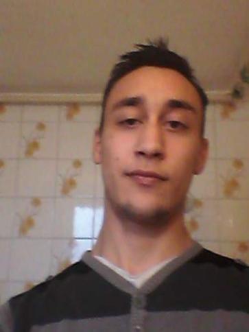 Sándor, 31 éves szentesi társkereső férfi profil fotója