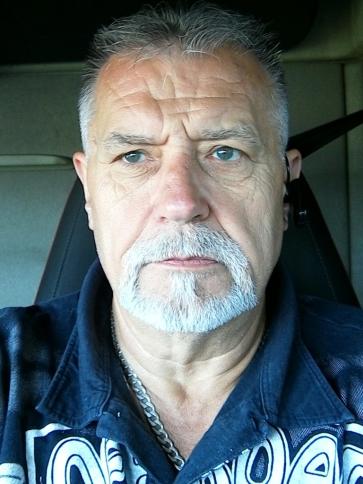 József, 64 éves acsádi társkereső férfi profil fotója