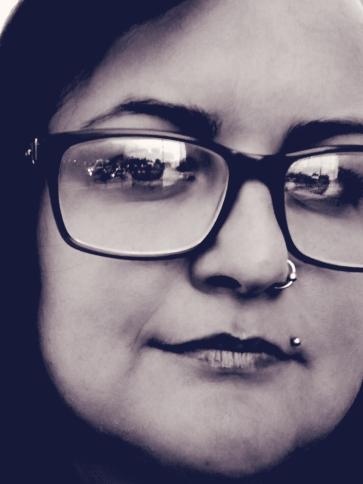 Andrea, 35 éves győri társkereső nő profil fotója Andrea, 35 éves győri társkereső nő profil fotója