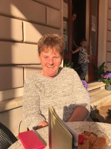Éva, 61 éves dunaföldvári társkereső nő profil fotója