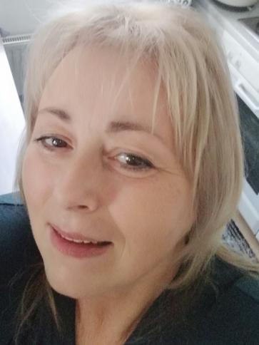 Angéla, 55 éves tápiószecsői társkereső nő profil fotója