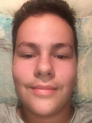 Mátyás, 24 éves besenyszögi társkereső férfi profil fotója