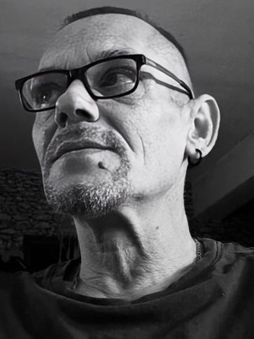 Misa, 50 éves érdi társkereső férfi profil fotója