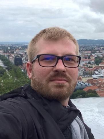 Attila, 38 éves gellénházai társkereső férfi profil fotója