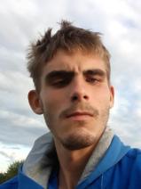 Sziasztok! Patrik vagyok. Komoly nemesládonyi párkereső nők jelentkezését várom.