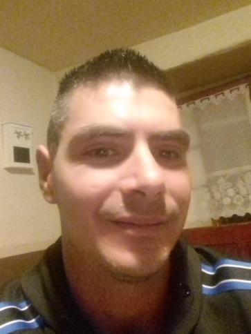 Lajos, 39 éves vajtai társkereső férfi profil fotója