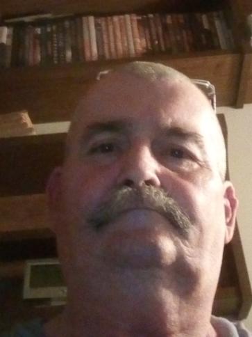 István, 64 éves mátészalkai társkereső férfi profil fotója