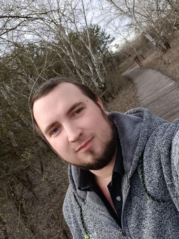 Laci, 30 éves kecskeméti társkereső férfi profil fotója