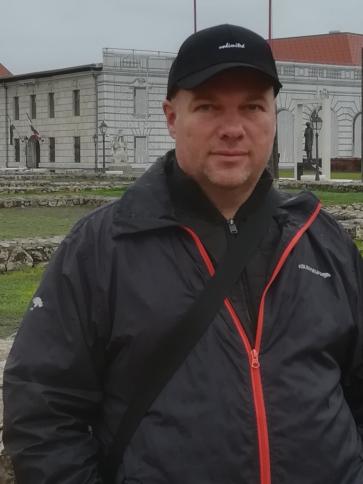Dávid, 49 éves mosonmagyaróvári társkereső férfi profil fotója