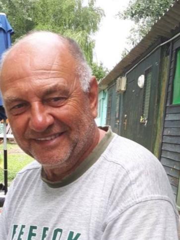 Laci, 68 éves fertőszentmiklósi társkereső férfi profil fotója