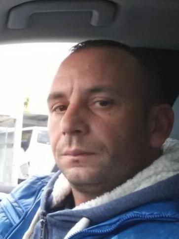 Attila, 43 éves bátonyterenyei társkereső férfi profil fotója