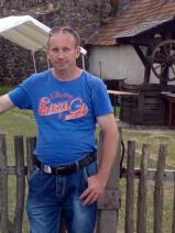 Sziasztok! Gyula vagyok. Komoly szügyi párkereső nők jelentkezését várom.