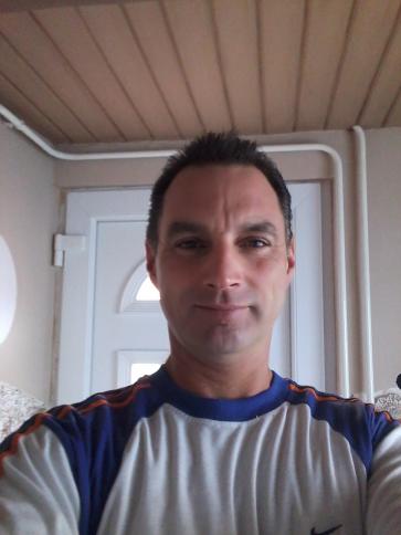István, 51 éves rákóczifalvai társkereső férfi profil fotója