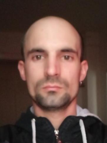 László, 36 éves bonyhádi társkereső férfi profil fotója