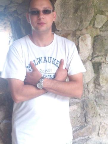 Jani, 37 éves fóti társkereső férfi profil fotója
