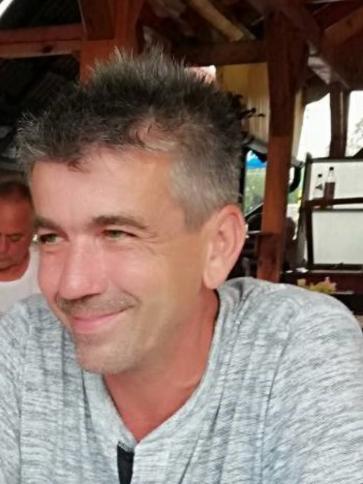 Róbert, 56 éves pilisvörösvári társkereső férfi profil fotója