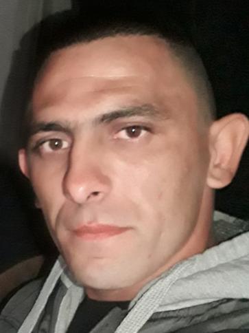 Tamás, 32 éves hiricsi társkereső férfi profil fotója