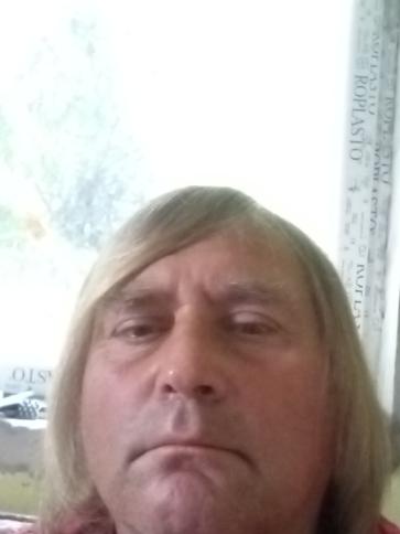 János, 57 éves kövegyi társkereső férfi profil fotója