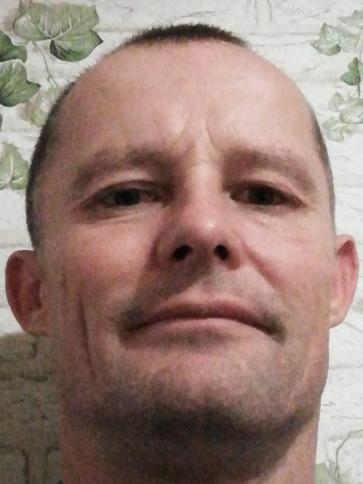 Árpád, 52 éves hartai társkereső férfi profil fotója