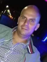 Sziasztok! Csaba vagyok. Online dunaszekcsői randizni vágyó nők kattinsatok a kedvenc gombra.