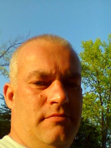 Attila, 53 éves lábodi társkereső férfi profil fotója