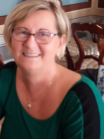 Marcsi, 66 éves makói társkereső nő profil fotója
