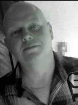 Sziasztok! Róbert vagyok. Komoly pusztamérgesi párkereső nők jelentkezését várom.
