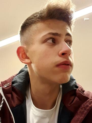 Gergo, 25 éves marcali társkereső férfi profil fotója