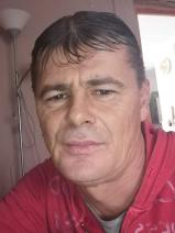 Sziasztok! Lajos vagyok. Komoly tiszaigari párkereső nők jelentkezését várom.