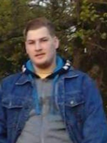 Zoltan, 28 éves kunszentmártoni társkereső férfi profil fotója