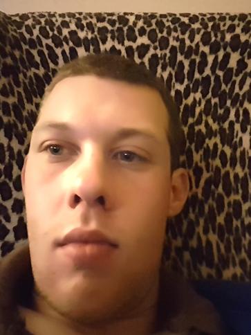 Richard, 30 éves hevesi társkereső férfi profil fotója Richard, 30 éves hevesi társkereső férfi profil fotója