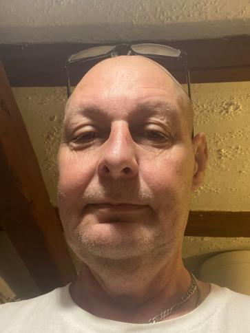 Csaba, 51 éves gyulai társkereső férfi profil fotója