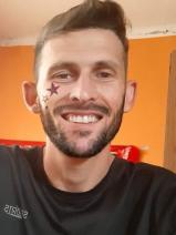 Sziasztok! Krisztián vagyok. Komoly zsarolyáni párkereső nők jelentkezését várom.